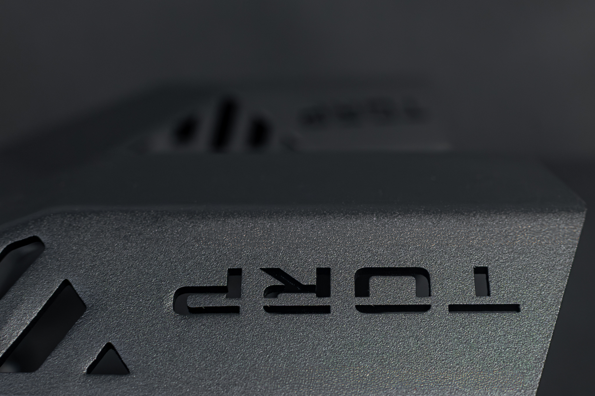 TORP bash plate suvirinimo siūlių stambus planas