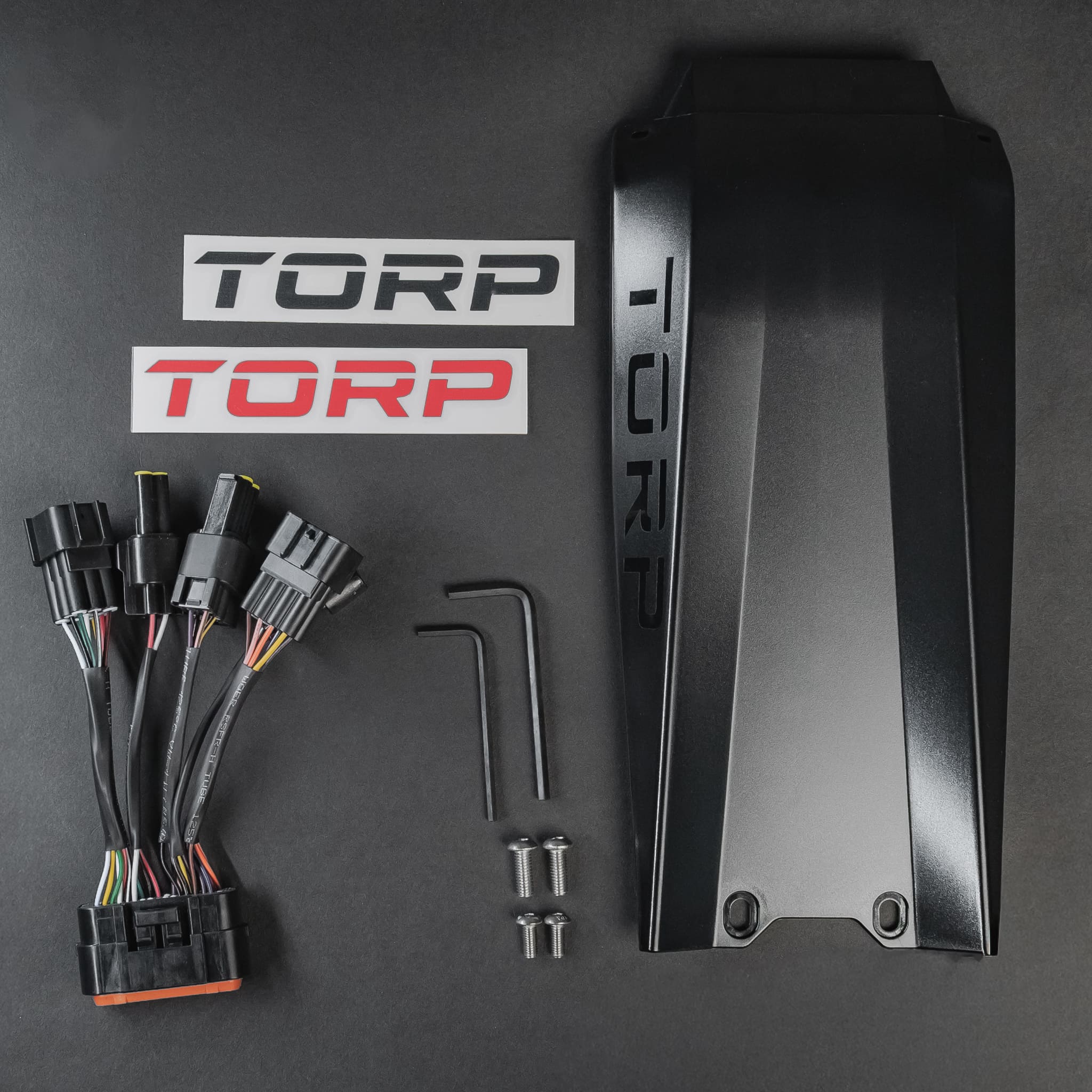 Torp TC1000 2.X plastikinis dangtelis ir montavimo varžtai