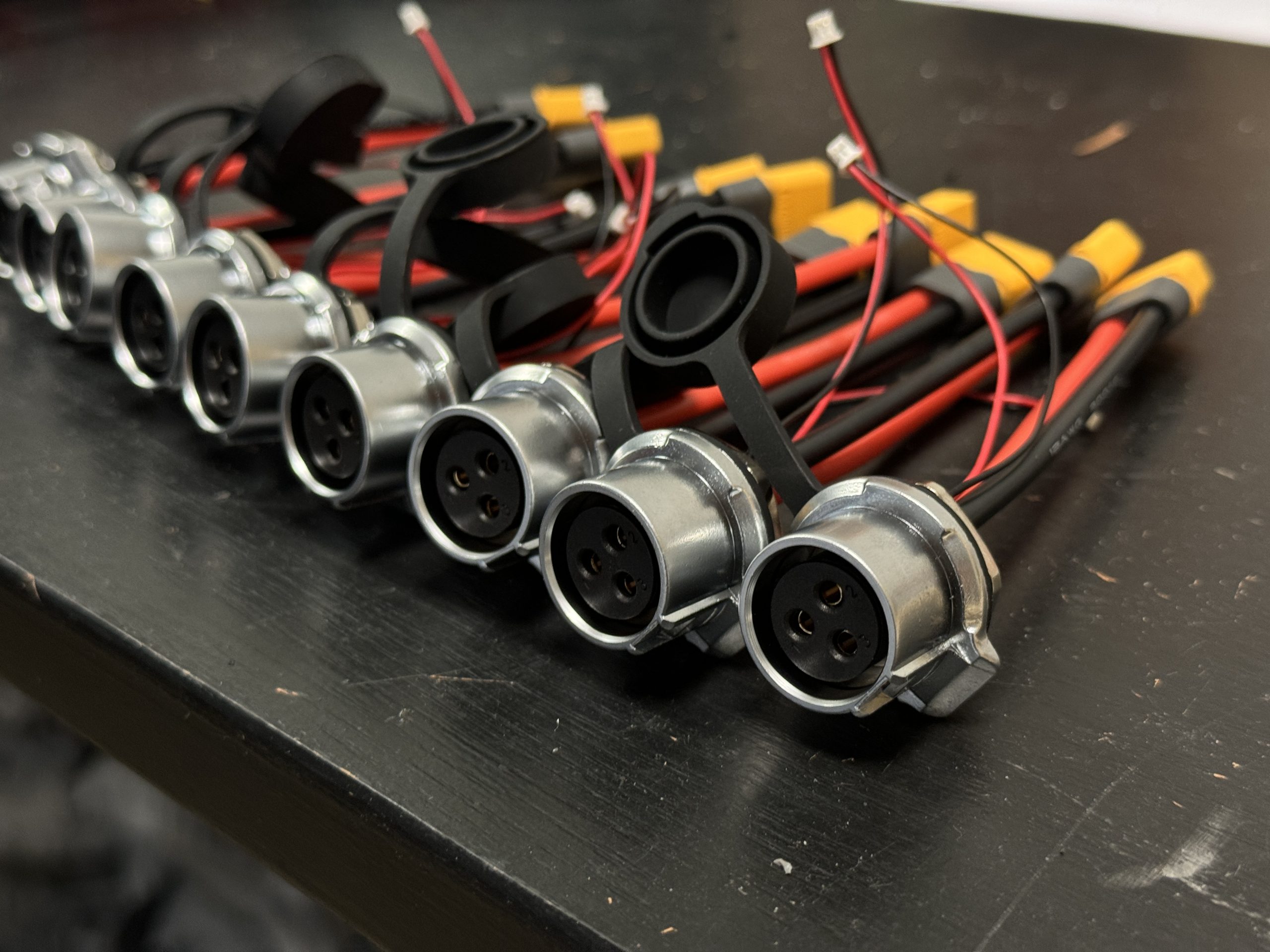 Individualios jungtys elektrinių dviračių baterijoms - FabiRide elektrinių dviračių tiuningas Kaune