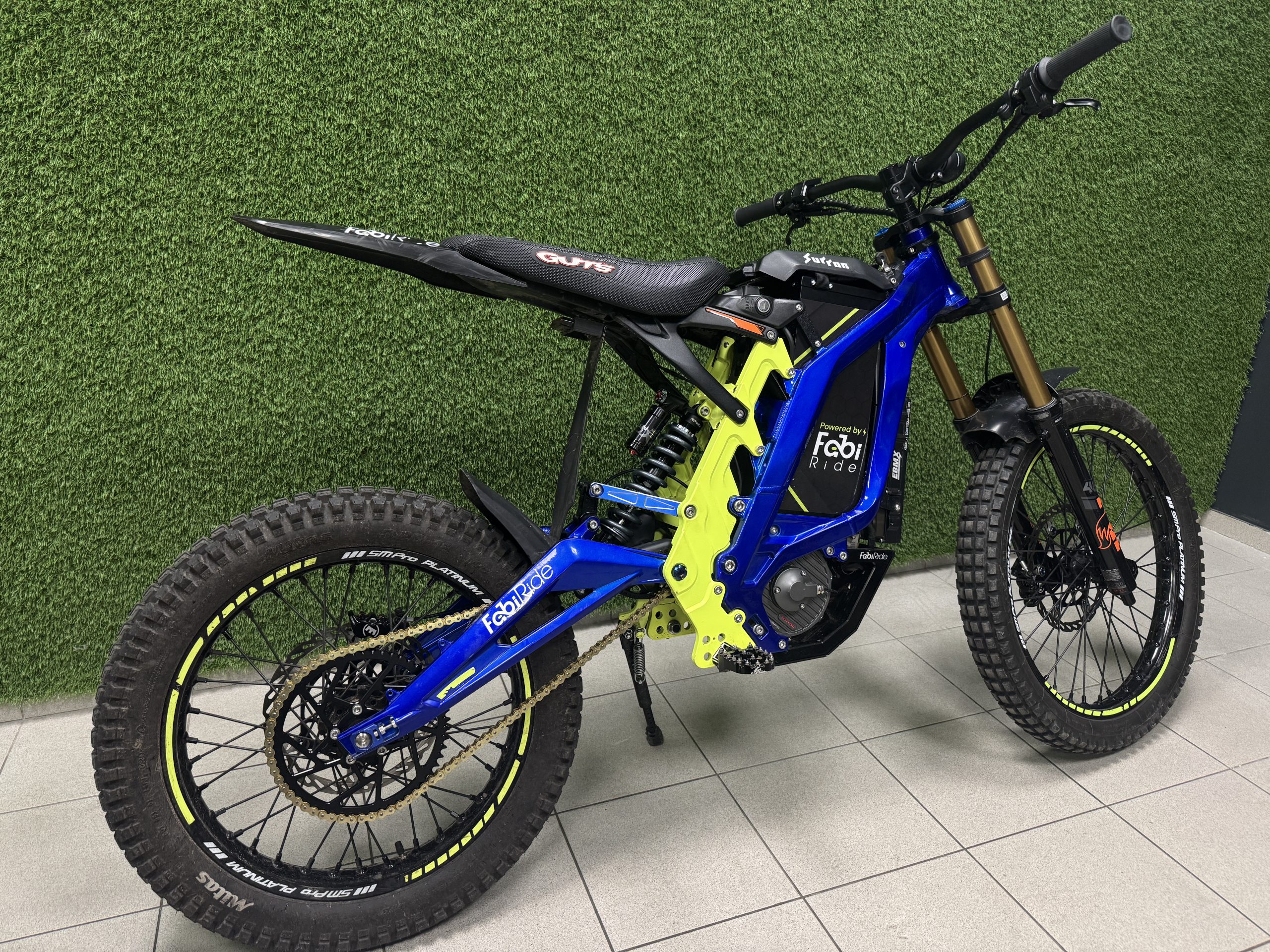 Sur-Ron elektrinio motociklo priežiūra ir saugus greičio derinimas FabiRide